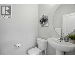 2pc Bathroom - 90 Hillcrest Close Sw, Airdrie, AB T4B4T9 Photo 12