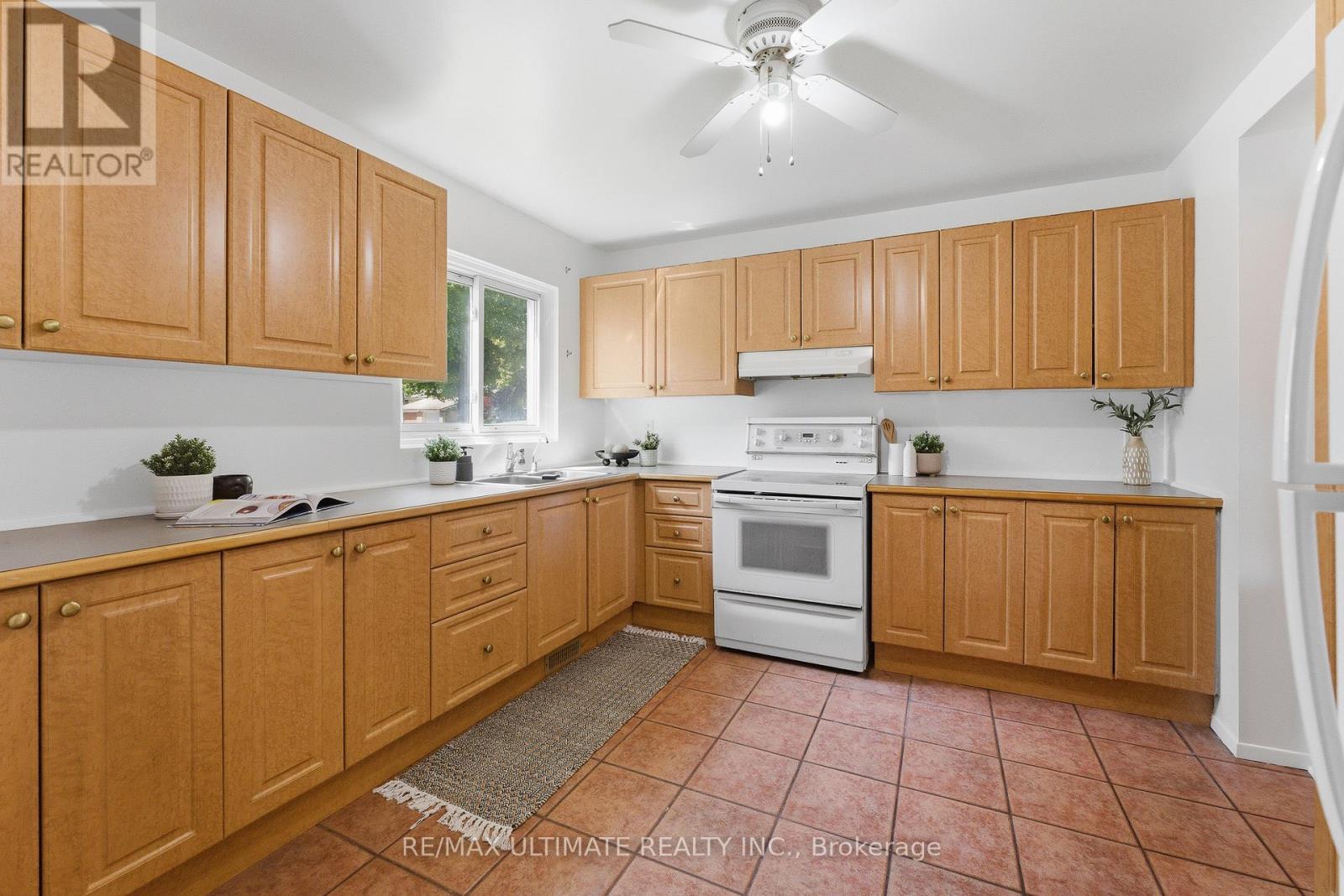 17 QUANTRELL TRAIL - Image 11