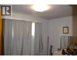 2022 Glenwood Drive, Kamloops, BC V2C4G6 Photo 14