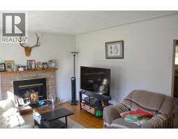 2022 Glenwood Drive, Kamloops, BC V2C4G6 Photo 16
