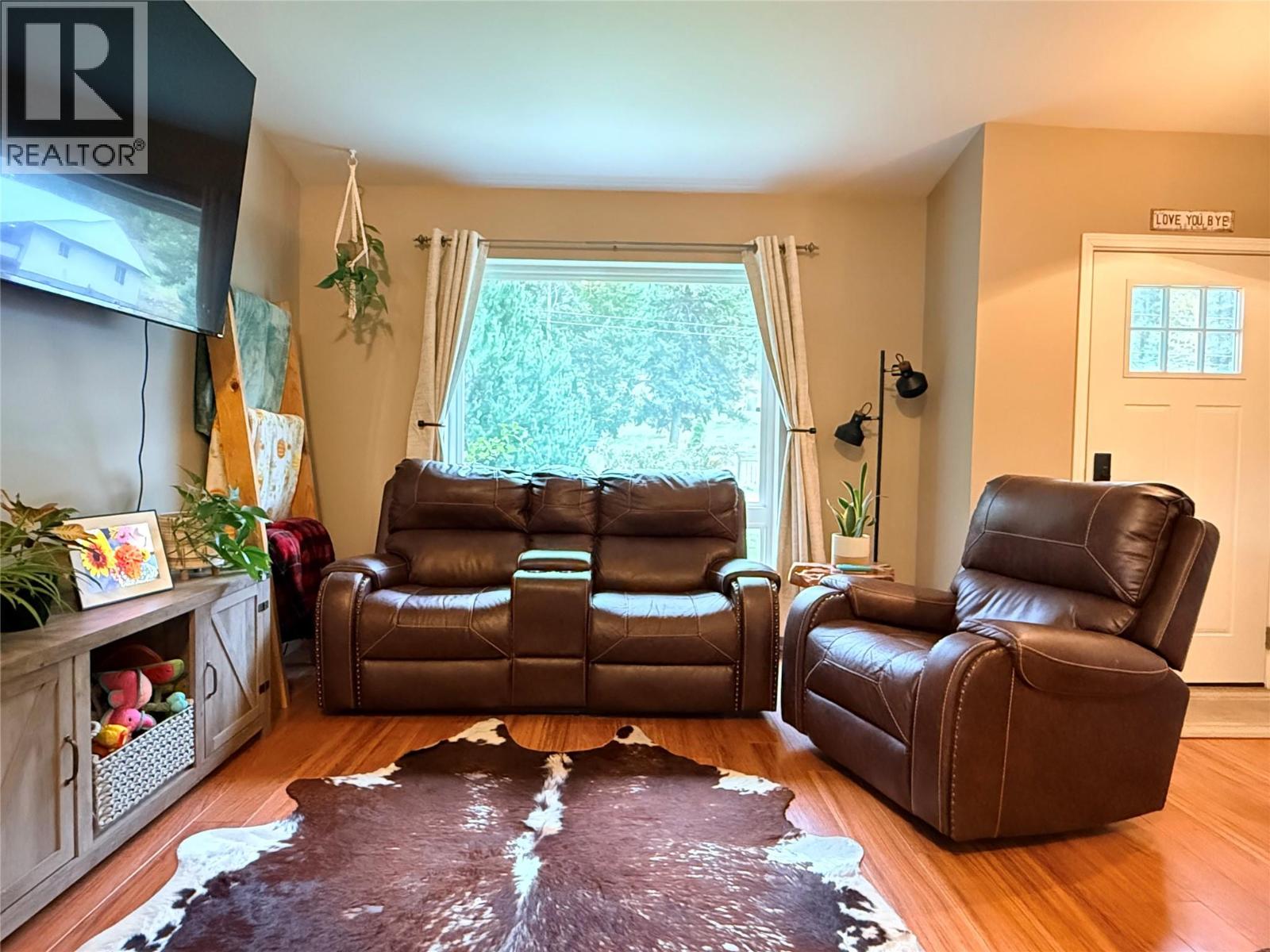 699 STRATHMORE Avenue - Image 6