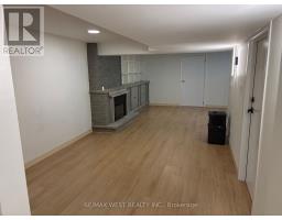 23 Sellmar Road, Toronto, ON M9P3E4 Photo 8