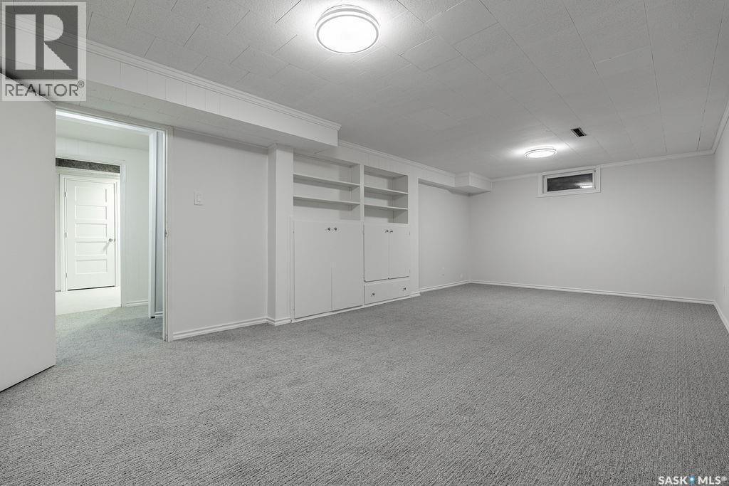 11 Moxon CRESCENT - 32