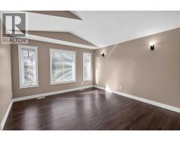 3pc Bathroom - 10229 85a Street, Grande Prairie, AB T8X0K1 Photo 7