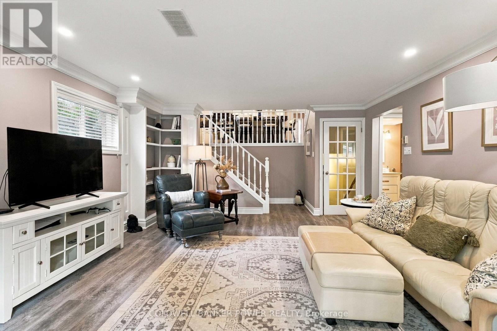 333 ASTORIA COURT - 18