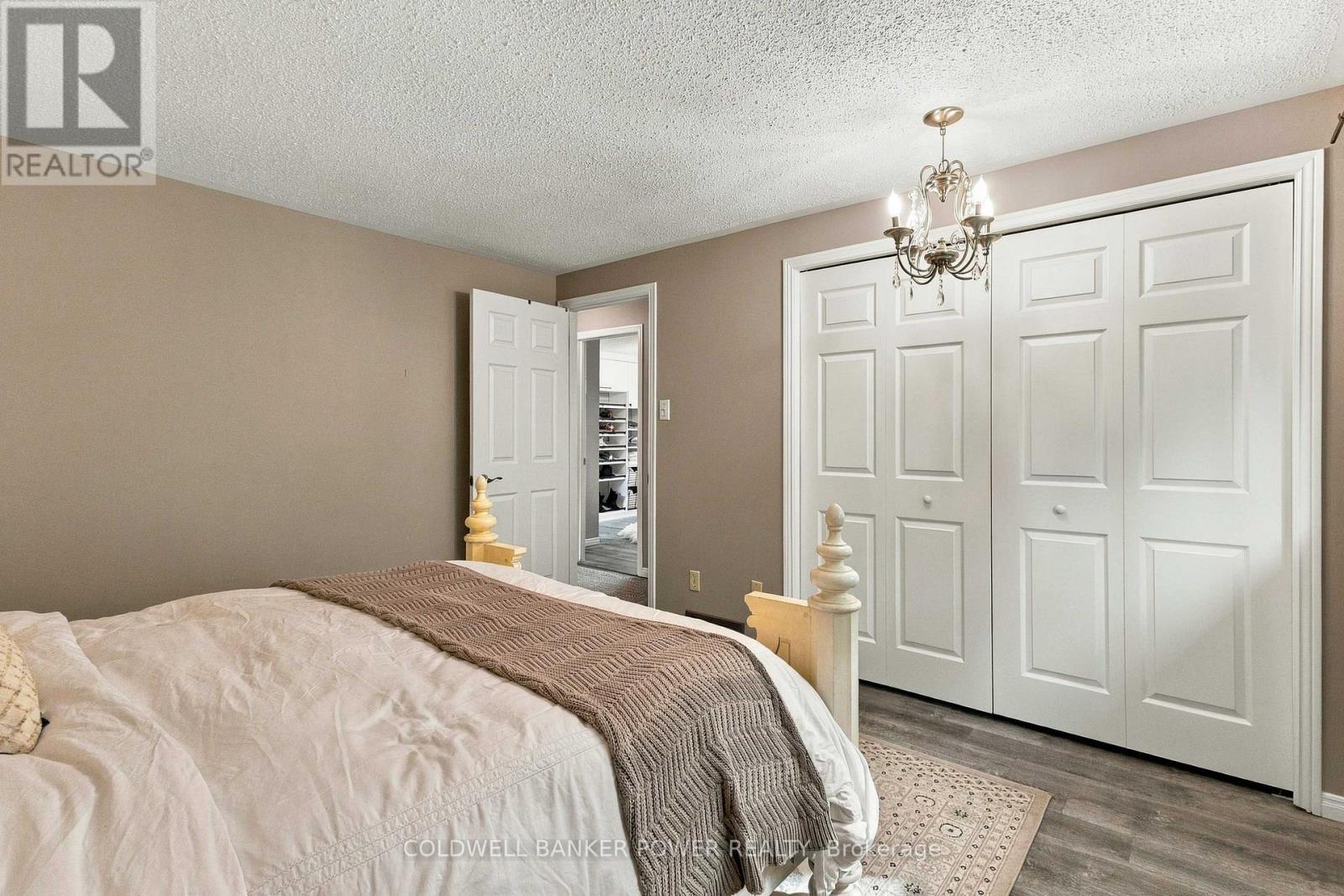 333 ASTORIA COURT - 22