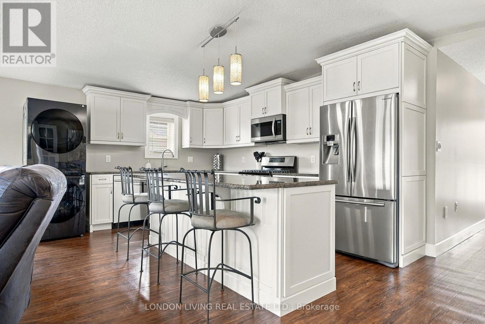757 NADINE AVENUE - Image 35