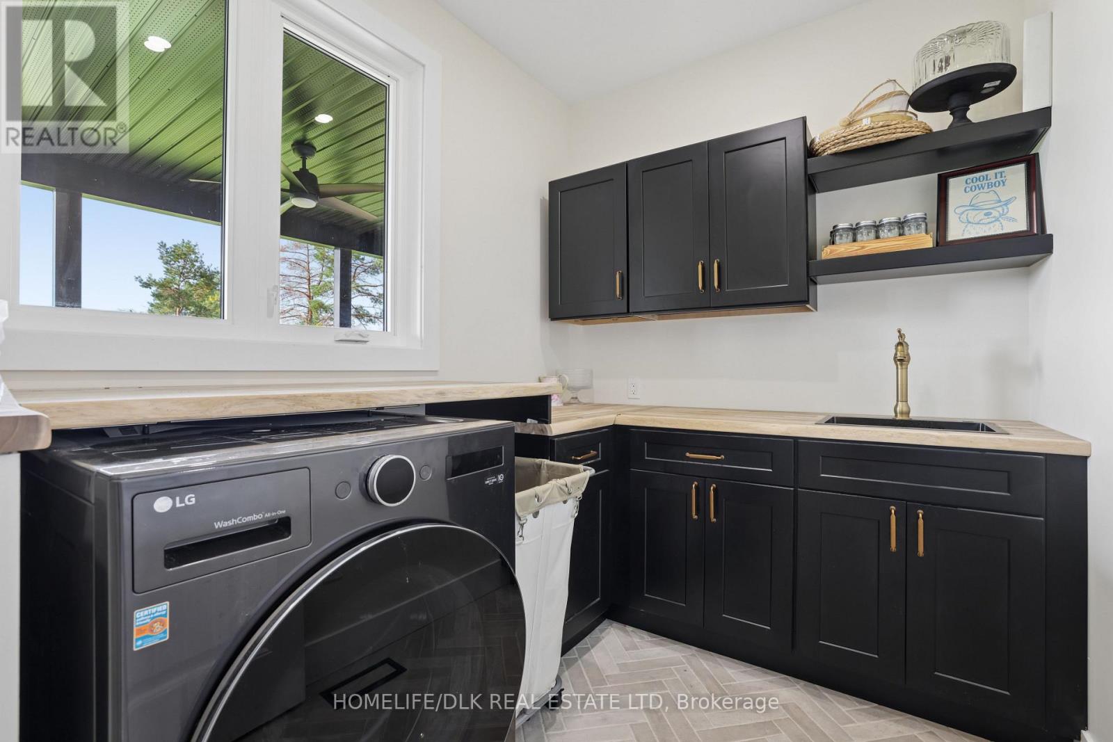 723 ROSEDALE ROAD S - Image 27