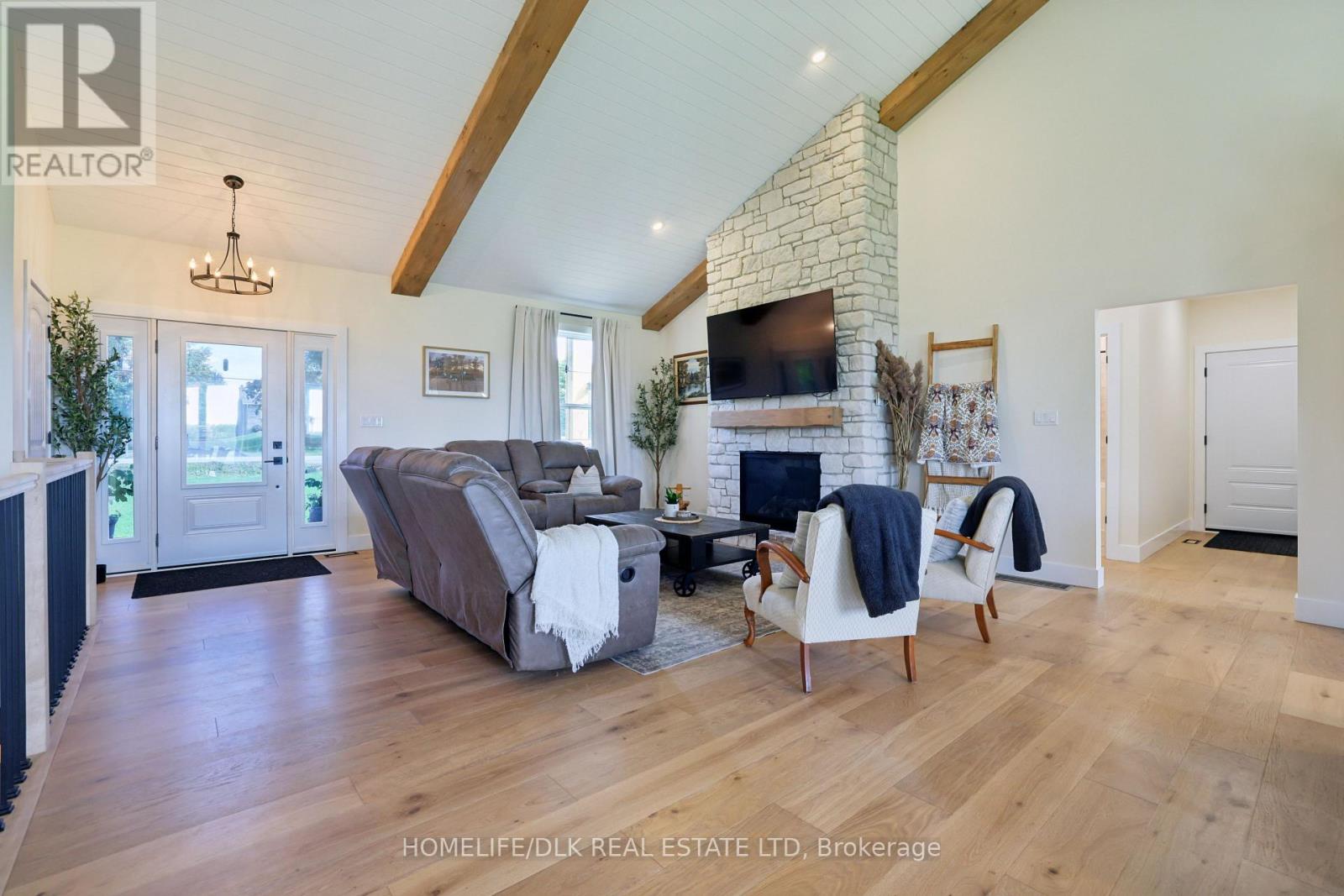 723 ROSEDALE ROAD S - 7