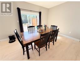 17 Murdoch Avenue thumbnail 10