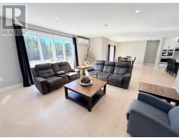 17 Murdoch Avenue thumbnail 17