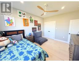 17 Murdoch Avenue thumbnail 33