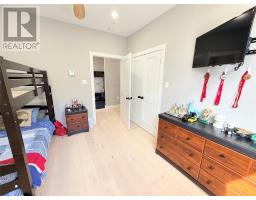 17 Murdoch Avenue thumbnail 34