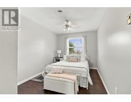 23 Davis Place thumbnail 14