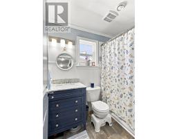 23 Davis Place thumbnail 16