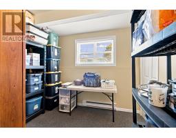 23 Davis Place thumbnail 19