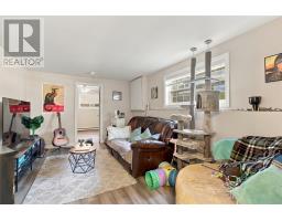23 Davis Place thumbnail 24