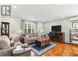 23 Davis Place thumbnail 5