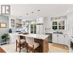23 Davis Place thumbnail 7