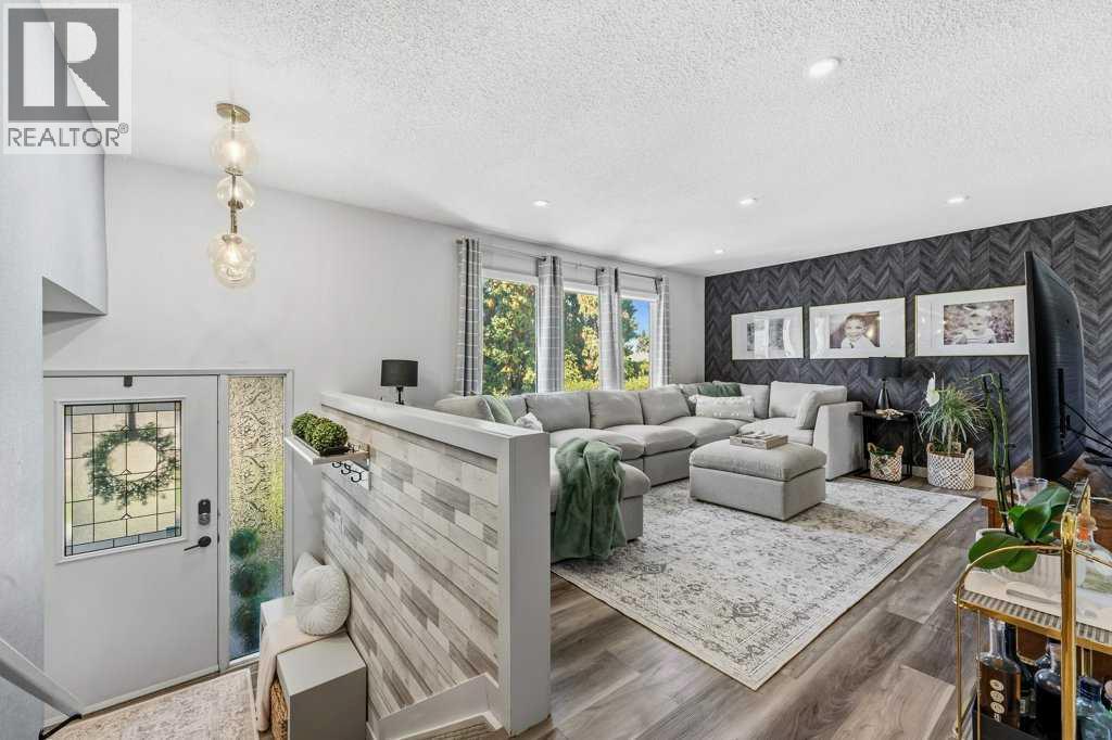 Main entrance/living room view
