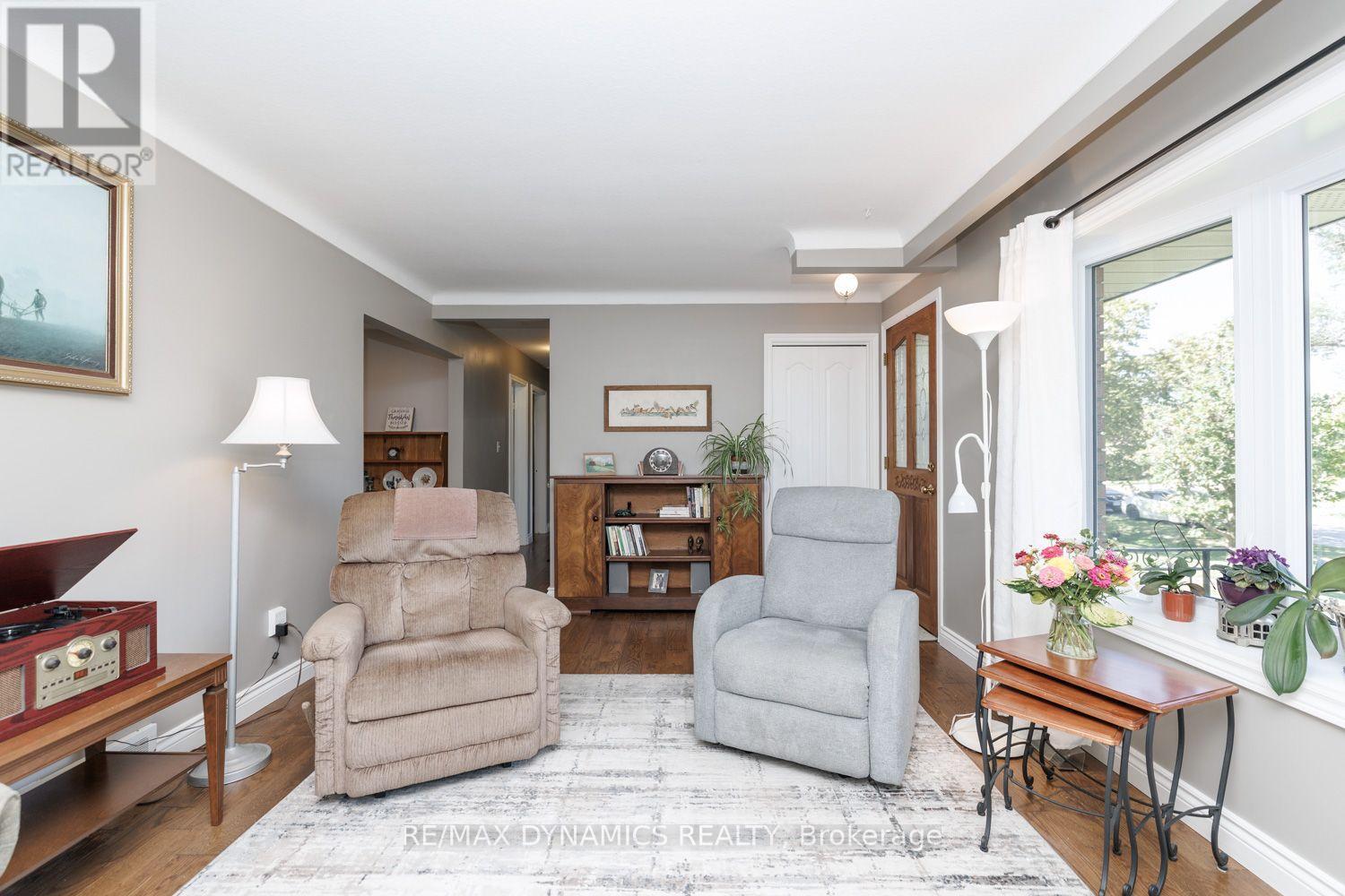 2728 RED MAPLE AVENUE - 12