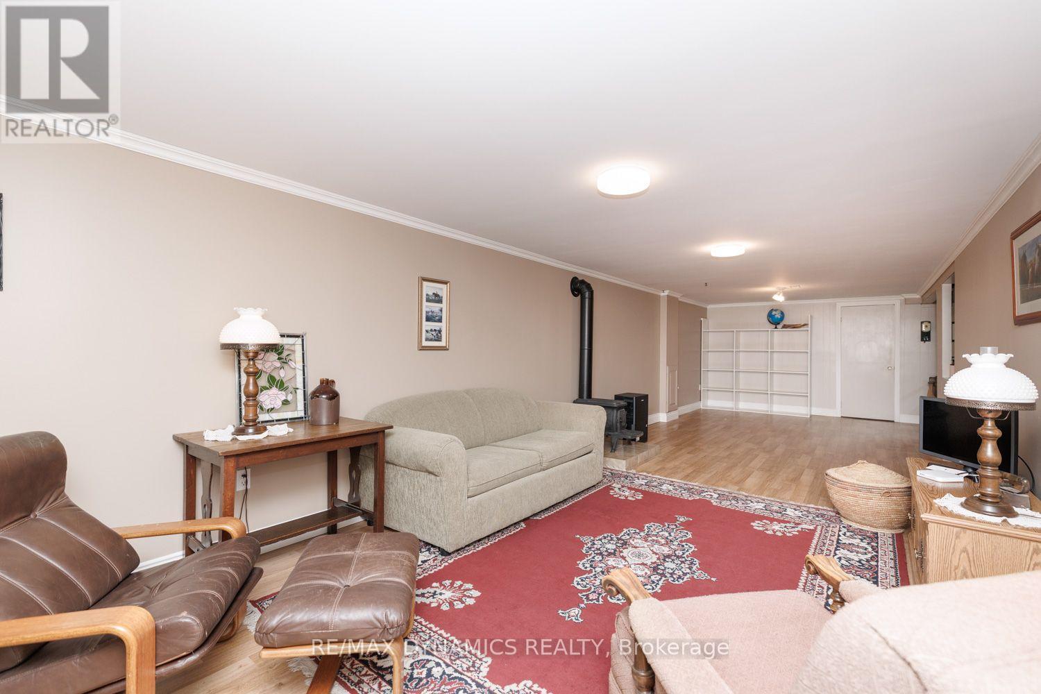 2728 RED MAPLE AVENUE - 22