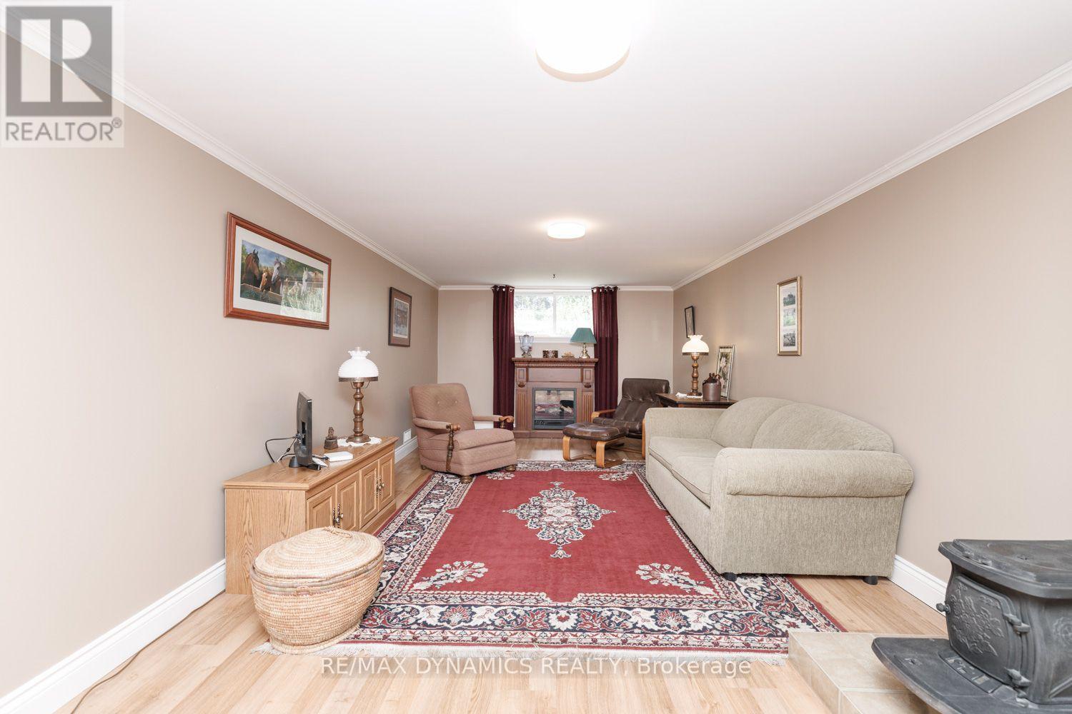 2728 RED MAPLE AVENUE - 23