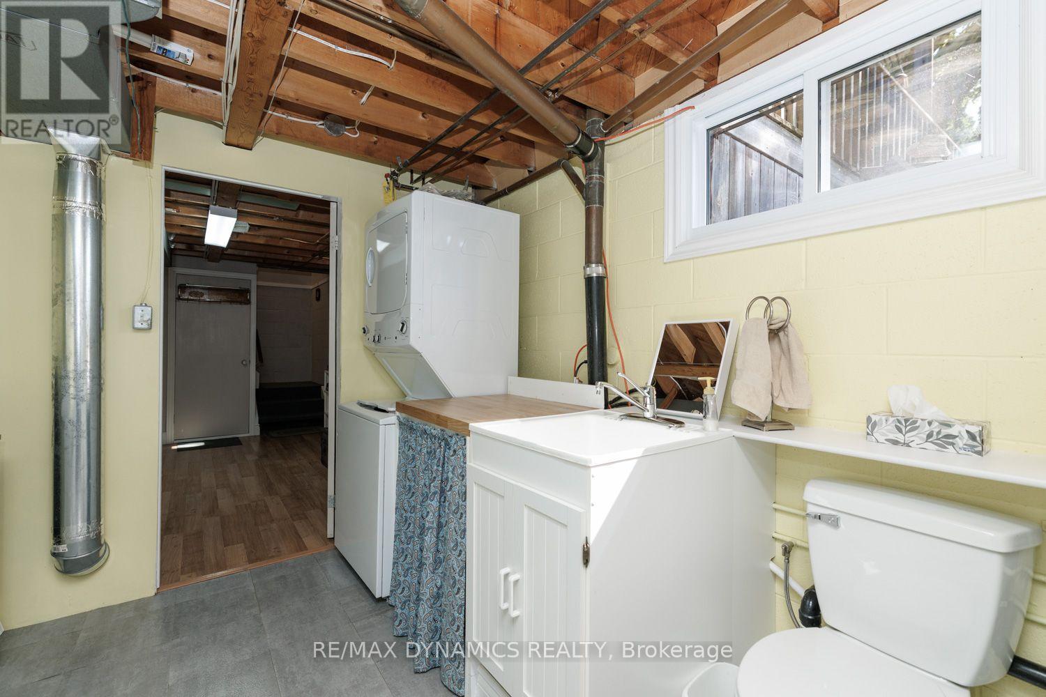 2728 RED MAPLE AVENUE - 25