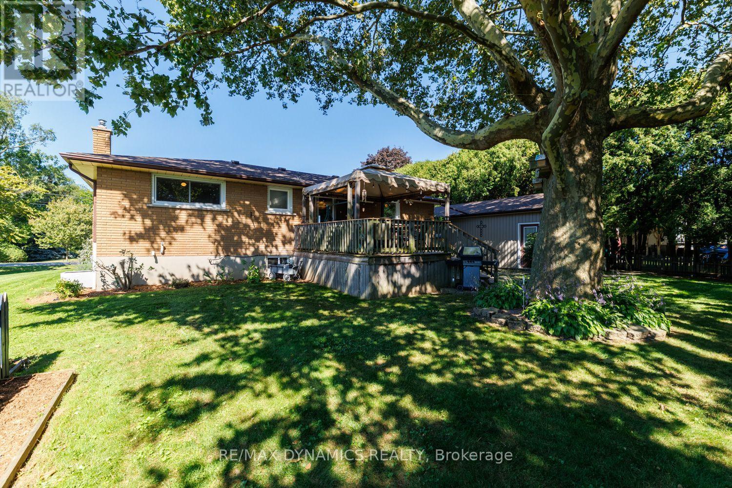 2728 RED MAPLE AVENUE - 32