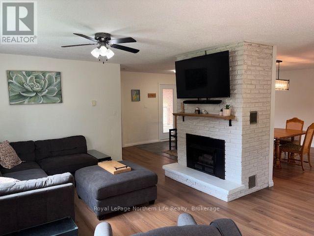65 RIDGEMOUNT DRIVE - 22