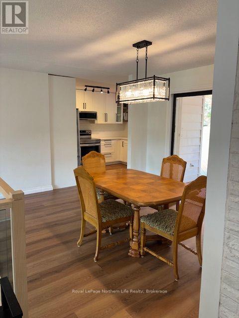65 RIDGEMOUNT DRIVE - 20