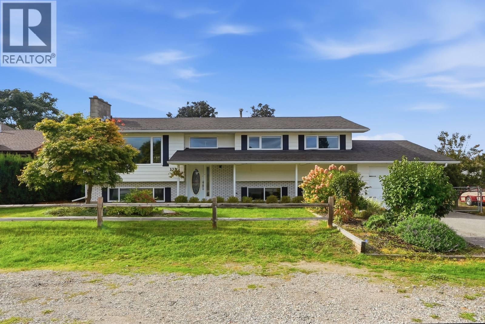 1029 Quesnel Road - 2