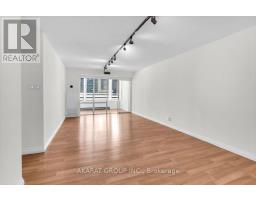 Bathroom - 1204 - 44 Gerrard Street W, Toronto, ON M5G2K2 Photo 7