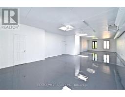 Upper - 31 Atlantic Avenue, Toronto, ON M6K3E7 Photo 26