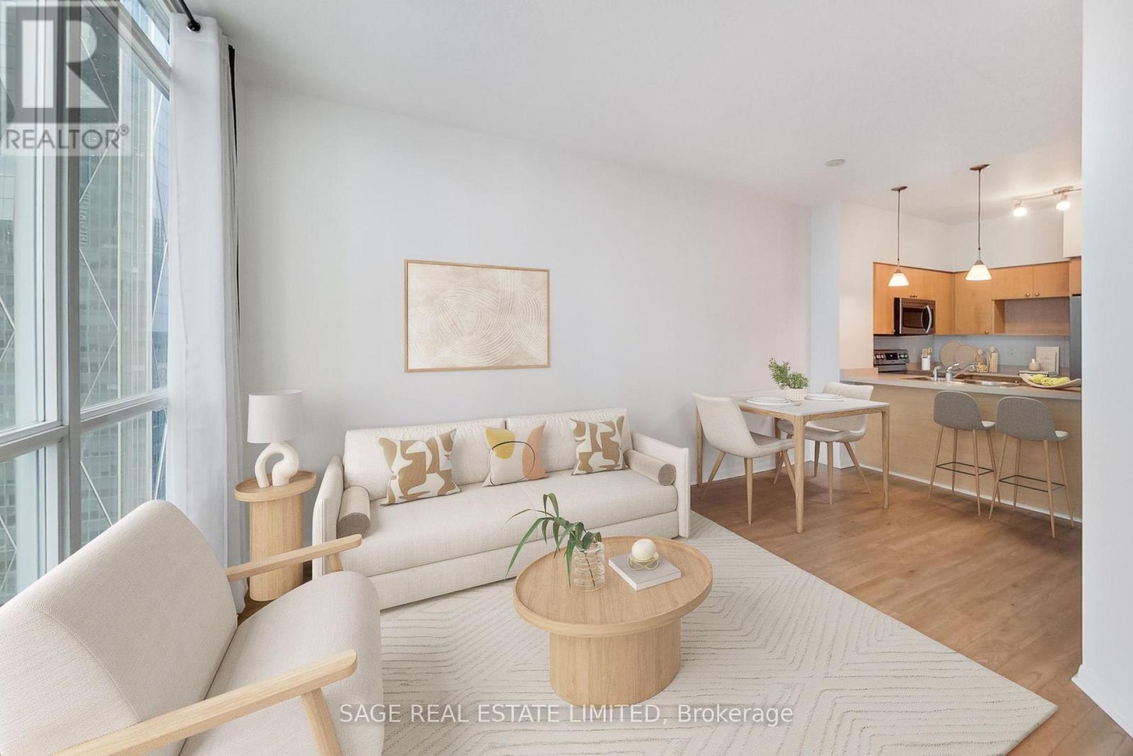 Photo of 18 Yonge Street