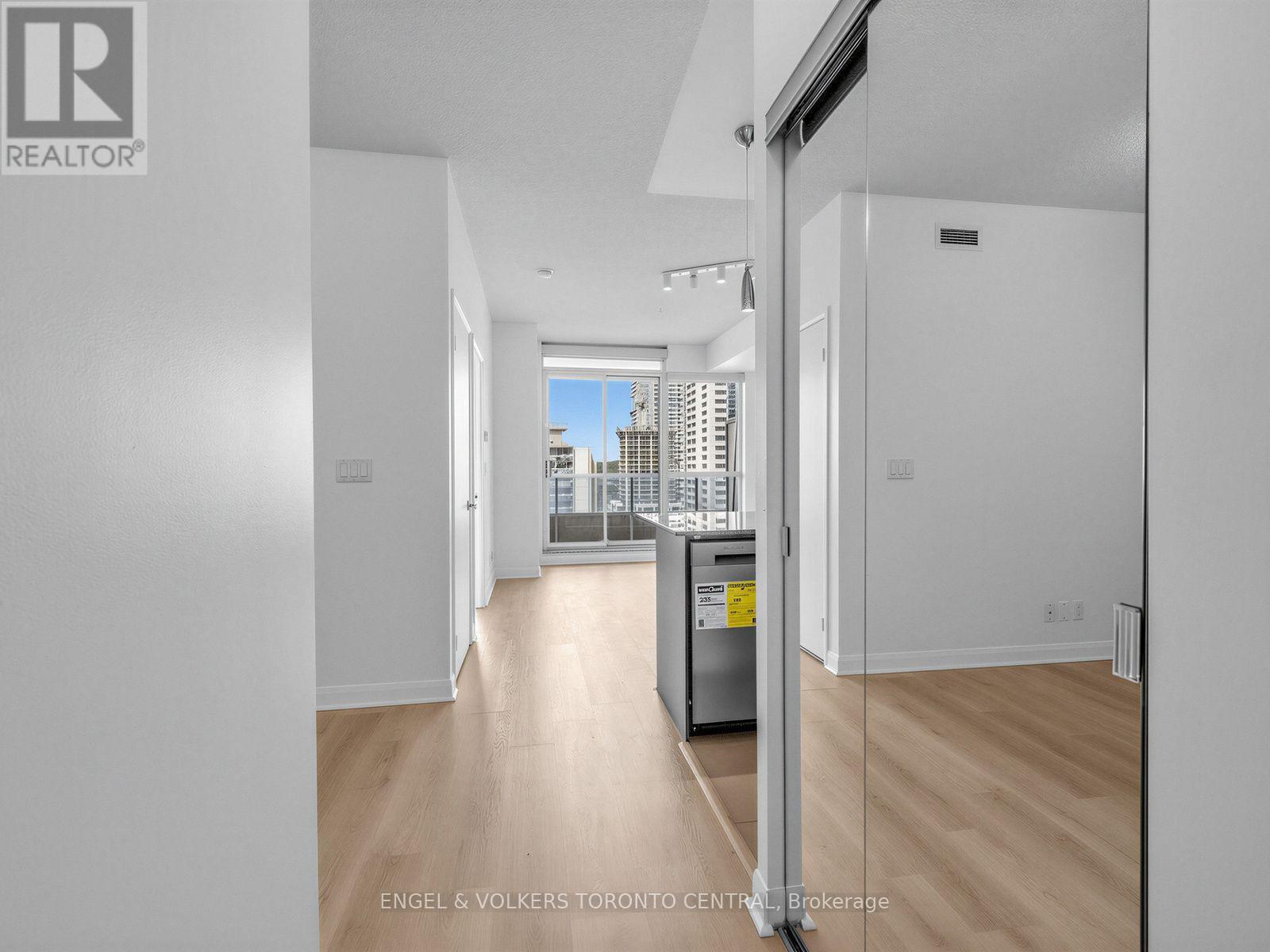 #1101 500 SHERBOURNE STREET - 6
