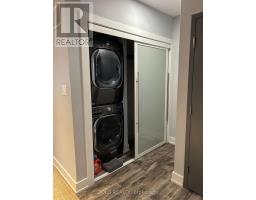 Main - 144 Northcliffe Boulevard, Toronto, ON M6E3K6 Photo 10