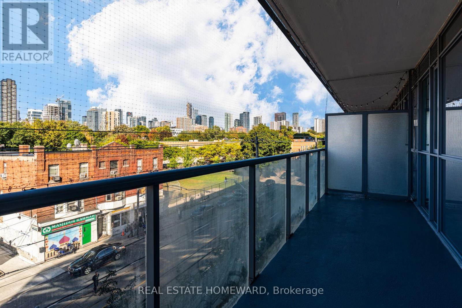 #412 1 COLE STREET - Image 13