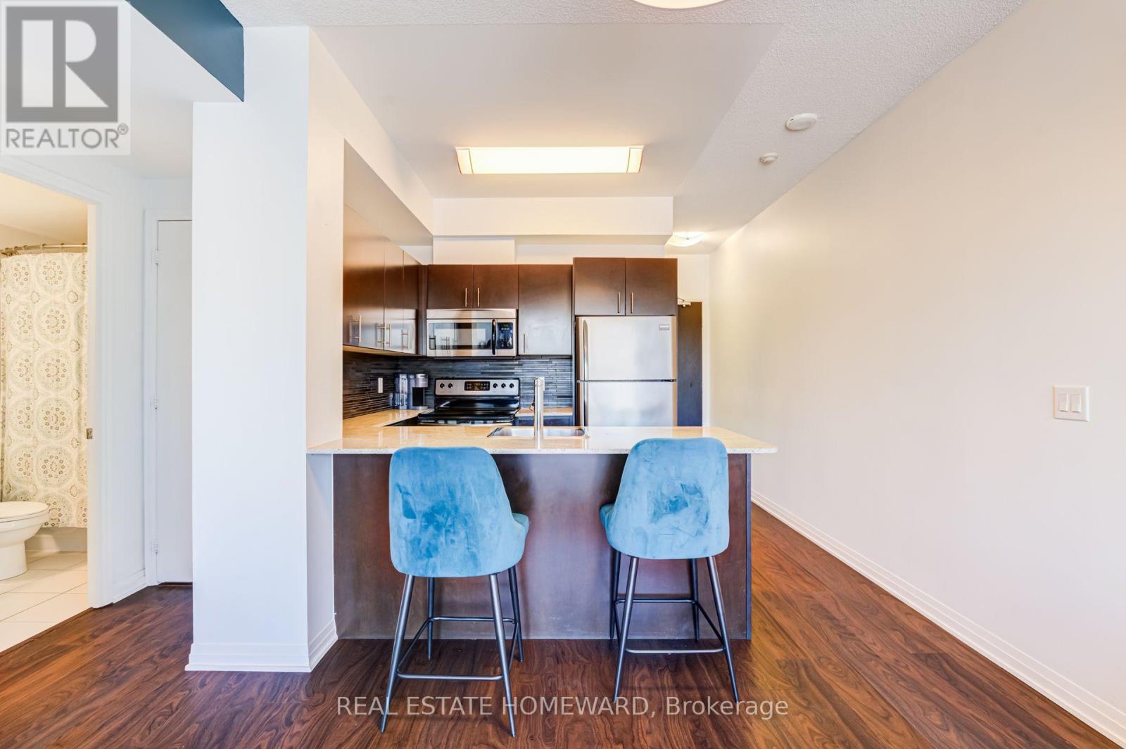 #412 1 COLE STREET - Image 5