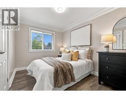 340 Duncombe Drive, Burlington, ON L7L4M1 Photo 22