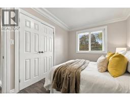 340 Duncombe Drive, Burlington, ON L7L4M1 Photo 23