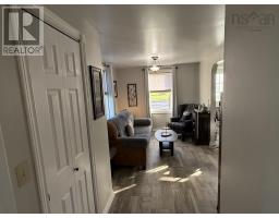 3569 Ellsworth Avenue, New Waterford, NS B1H2G8 Photo 13