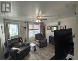 3569 Ellsworth Avenue, New Waterford, NS B1H2G8 Photo 14