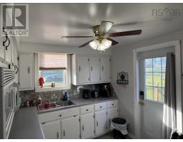 3569 Ellsworth Avenue, New Waterford, NS B1H2G8 Photo 18