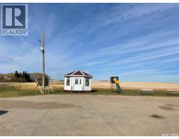 402 Davidson Avenue, Kelvington, SK S0A1W0 Photo 9