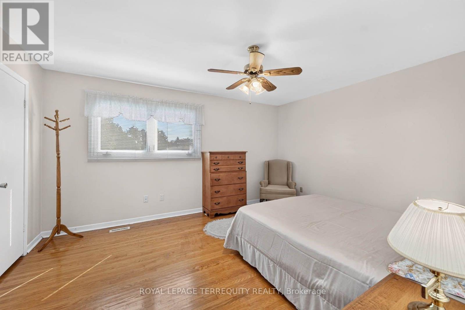 851 HUNTINGWOOD DRIVE - 21