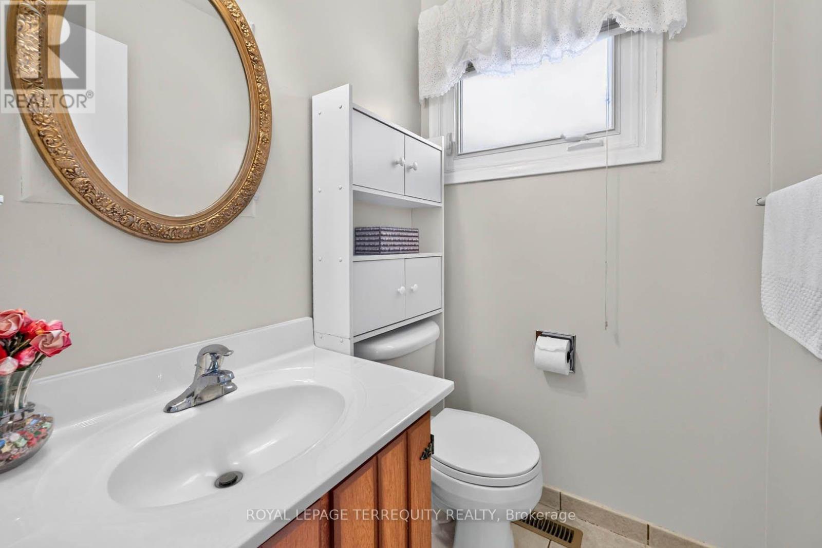 851 HUNTINGWOOD DRIVE - 24
