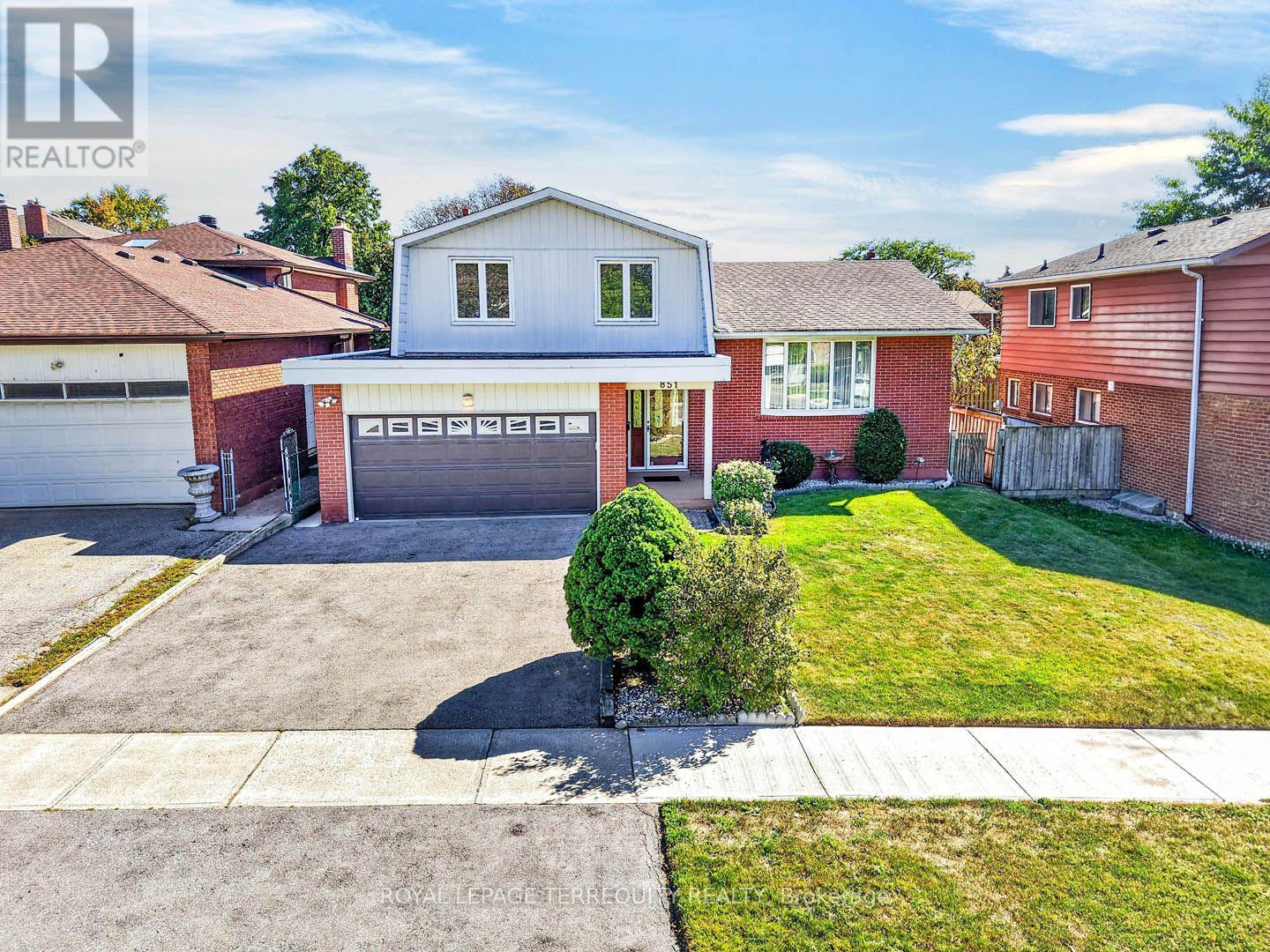 851 HUNTINGWOOD DRIVE - 3