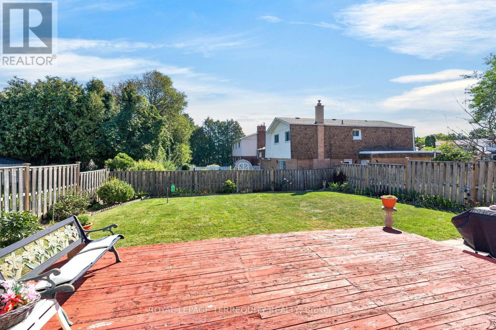 851 HUNTINGWOOD DRIVE - Image 35