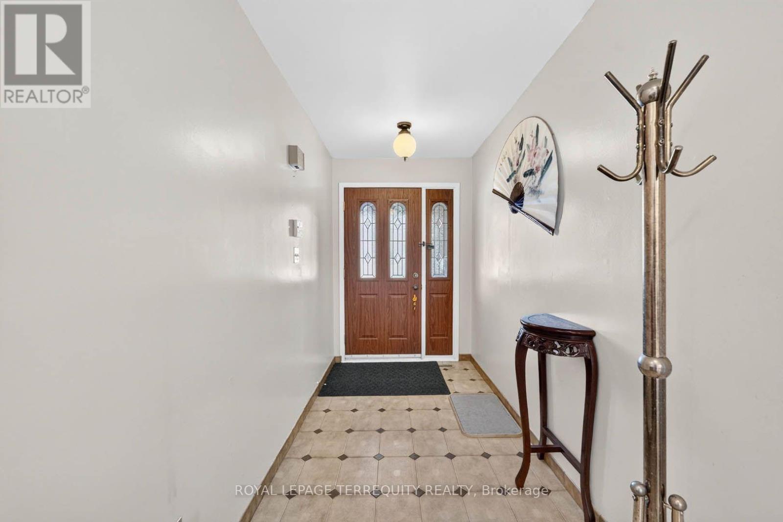 851 HUNTINGWOOD DRIVE - 4